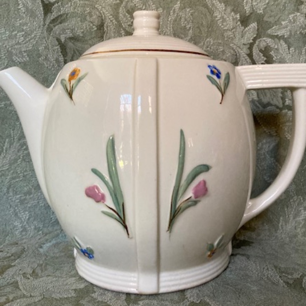 1940's Porcelier Tea Pot